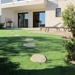  Villa L Olivier B France